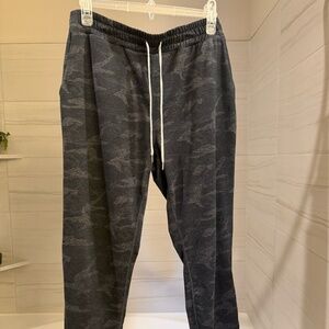 Vuori Performance Jogger - Camo - Medium